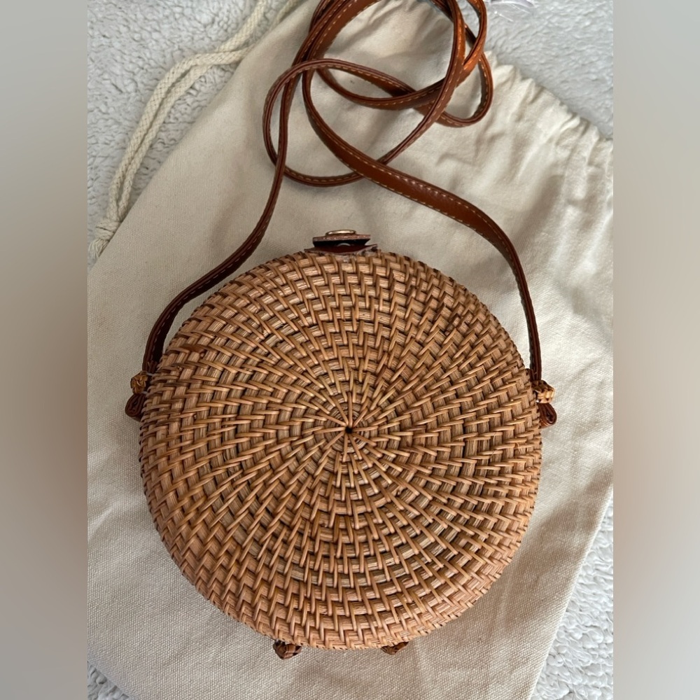 Round Straw Bag